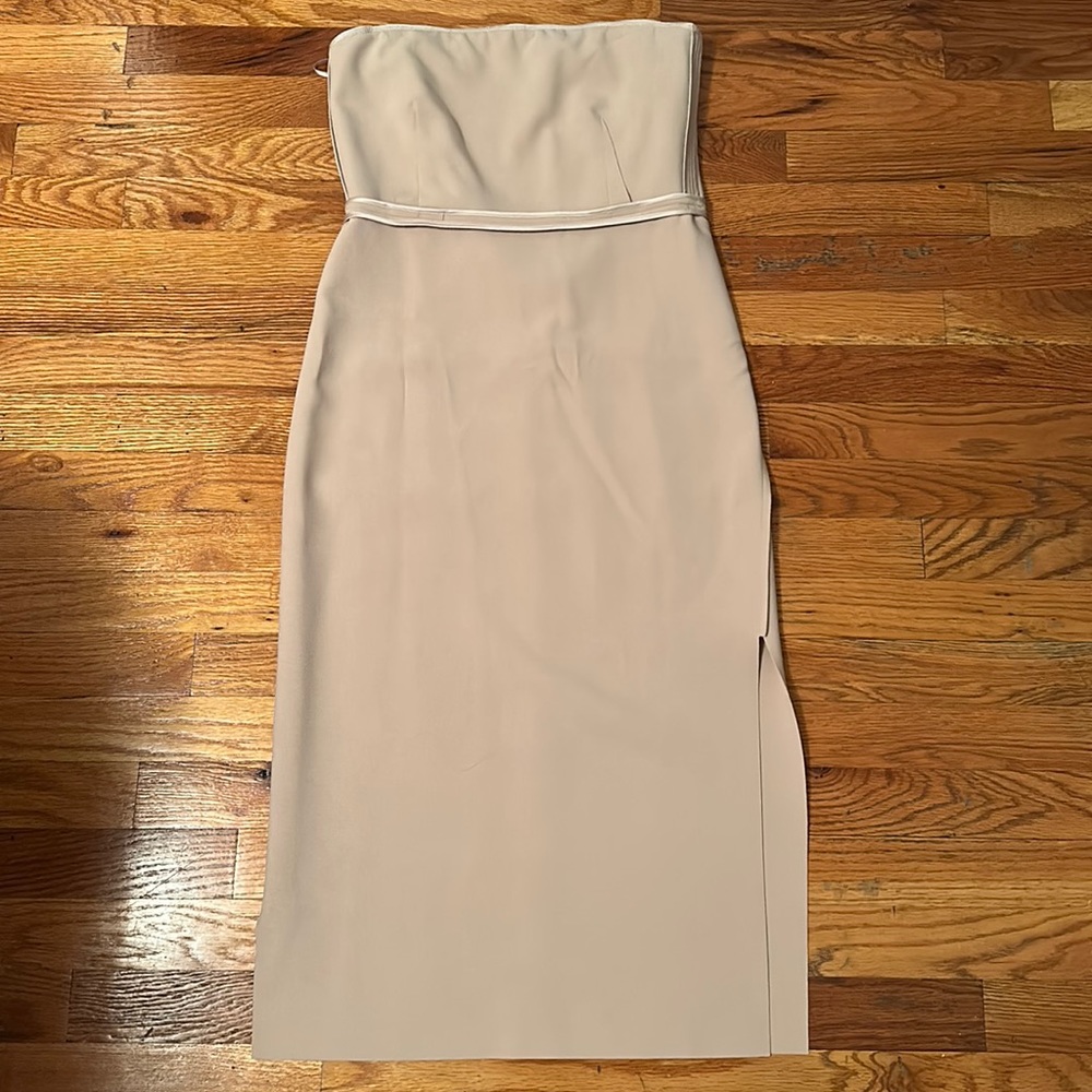 Elizabeth and James dress